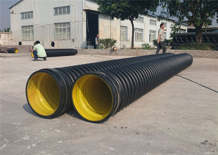 正规HDPE缠绕结构壁B型管厂家生产的克拉管图片